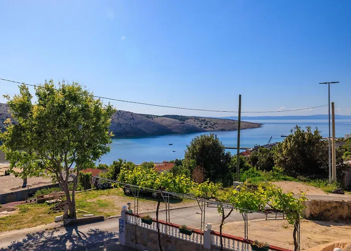 Klara Διαμέρισμα Lopar