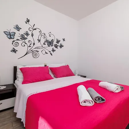 Apartamento Klara *