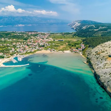 Klara Apartmán Lopar