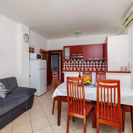 Klara Apartament *